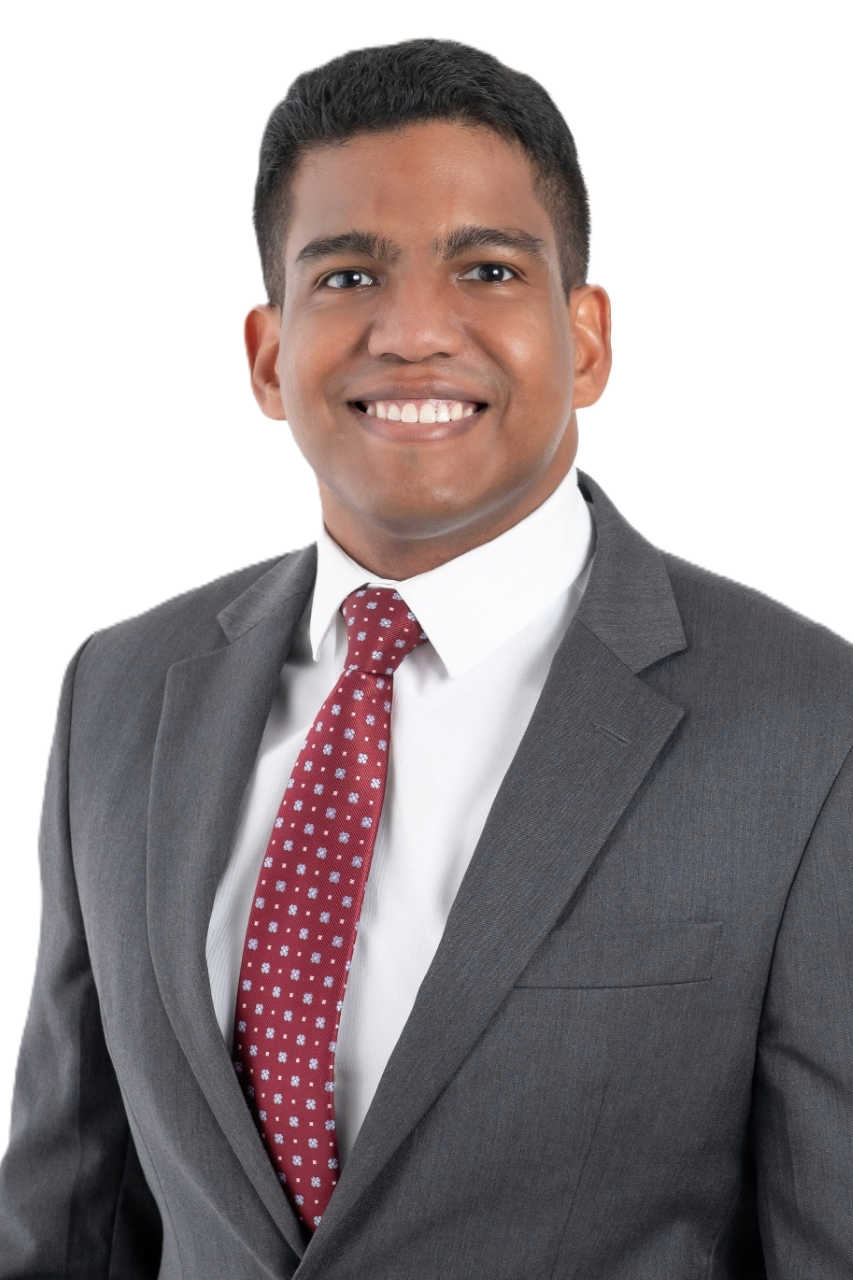 Álvaro Lopez - Associate