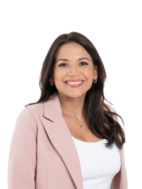 Asociada Senior - María Montserrat Dorado