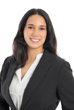 Associate Ximena De Obaldia